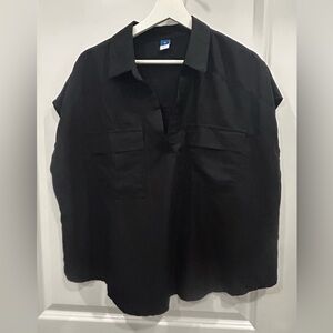 Old Navy Women’s Black Top Blouse Double Pockets V Neck Collar Size XL